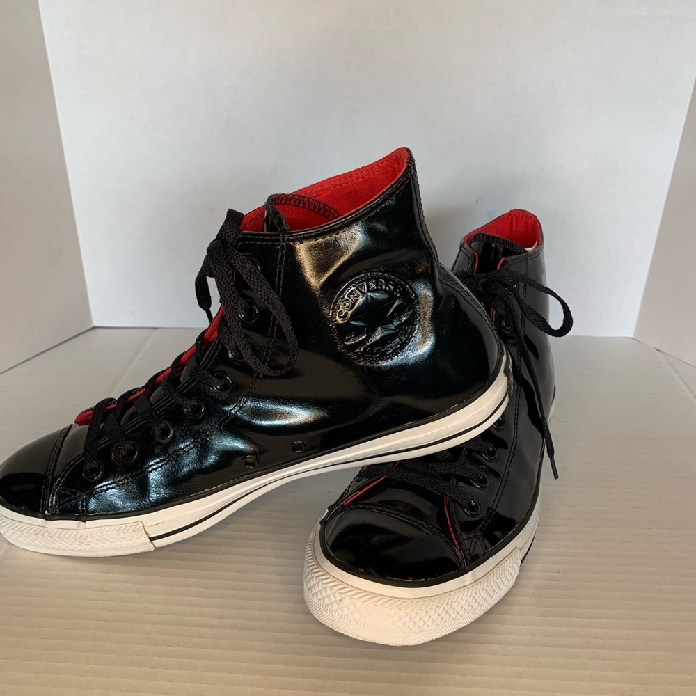 Converse High Top Chuck Taylors Size 11 Black Patent Leather Red Interior - Picture 5 of 13